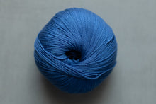 Load image into Gallery viewer, sapphire yarn ball