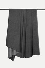 Load image into Gallery viewer, Atelier Brunette Soft Denim