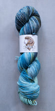 Load image into Gallery viewer, Juicy DK Speckles - The Farmer&#39;s Daughter Fibers