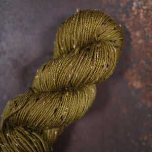 Craggy Tweed - The Farmer's Daughter Fibers - The Farmer's Daughter Fibers