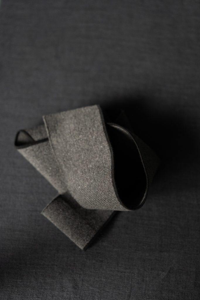 Noir Dip Organic Cotton Rib - Merchant & Mills Noir Dip Organic Cotton Rib - Merchant & Mills