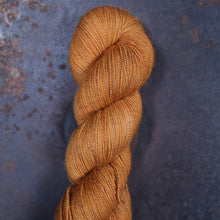 Load image into Gallery viewer, Moon Sisters - The Farmer&#39;s Daughter Fibers - The Farmer&#39;s Daughter Fibers